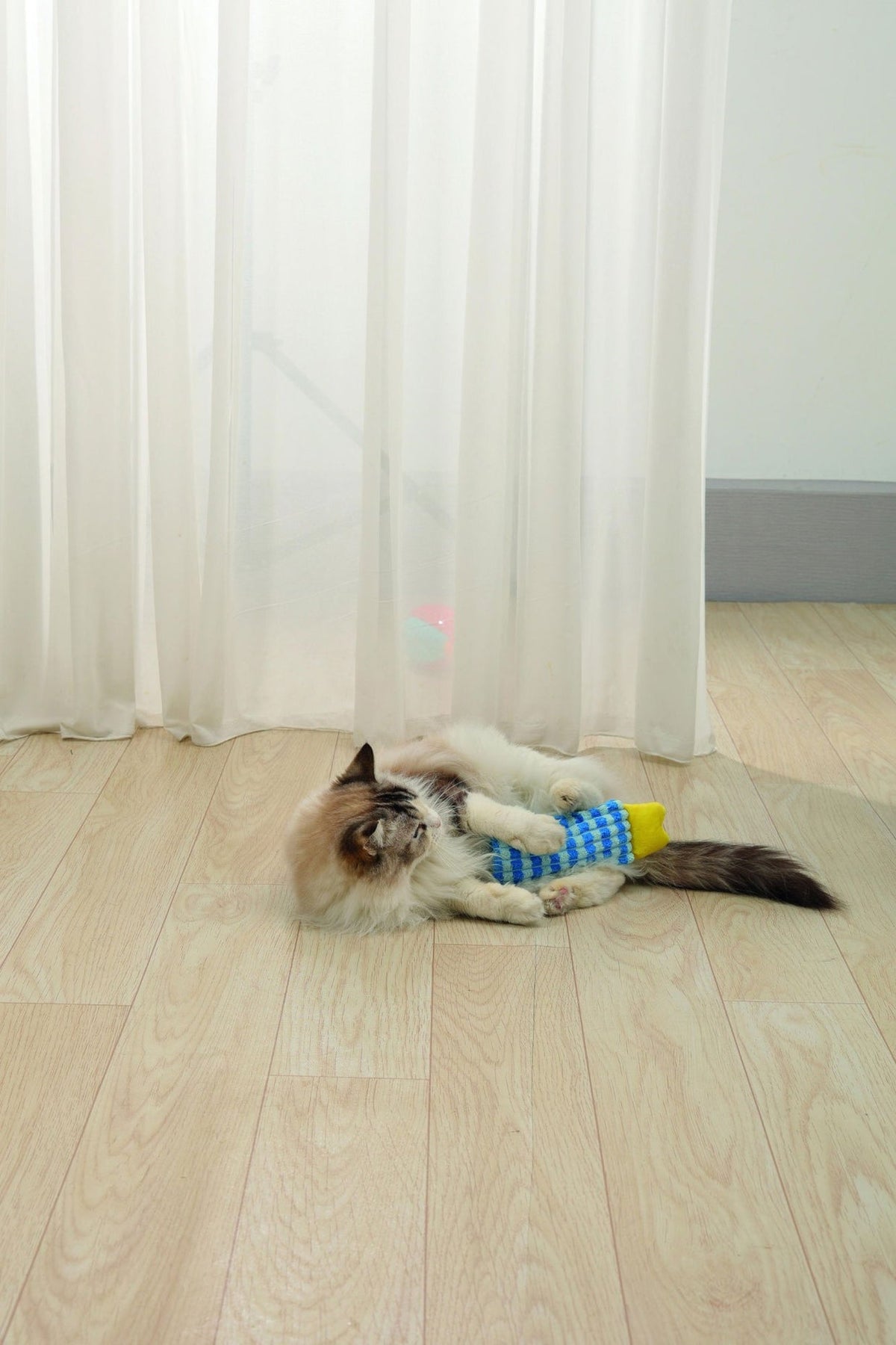 M-PETS Herby Catnip Toy – product view 3