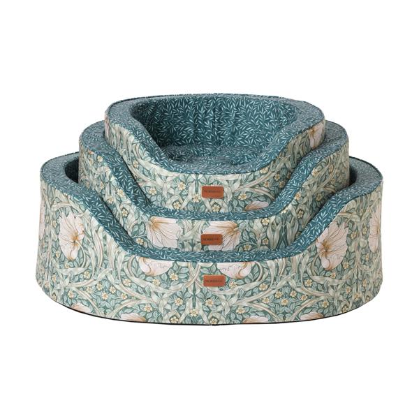 Morris & Co Pimpernel and Lily Leaf Oval Bed - Medium