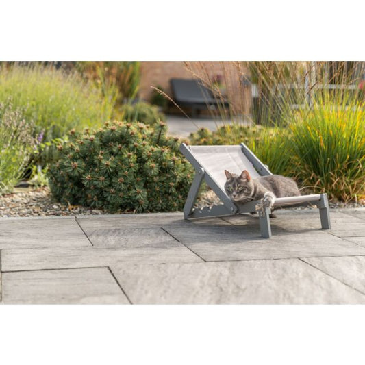 Trixie Outdoor beach chair for cats