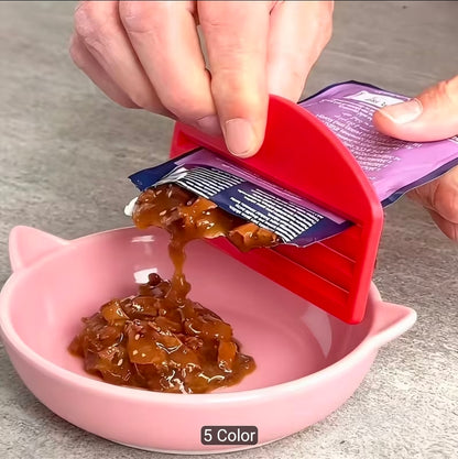 Cat Wet Food Pouch Scraper