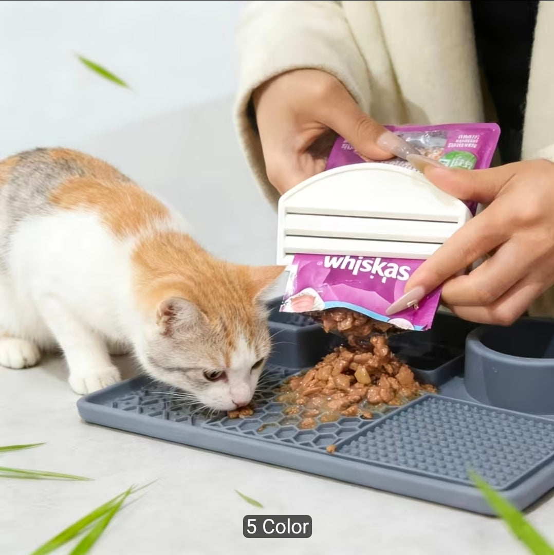 Cat Wet Food Pouch Scraper